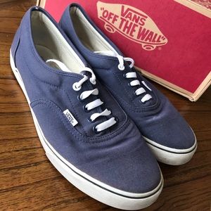 Vans Authentic Core Classic Men 10.5 / Women 12